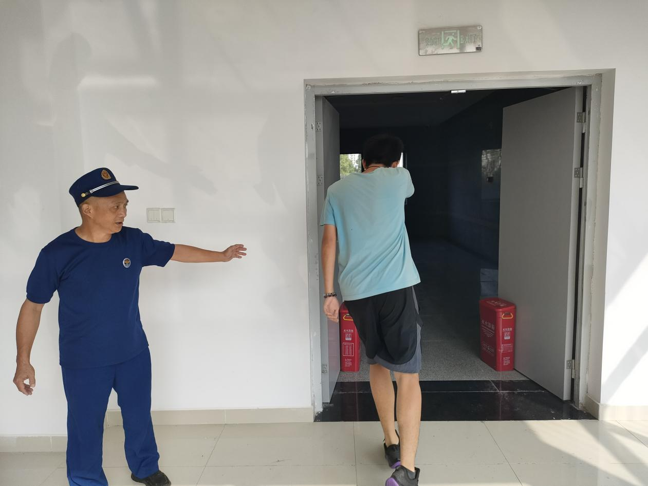 图片4.png 图片4.png