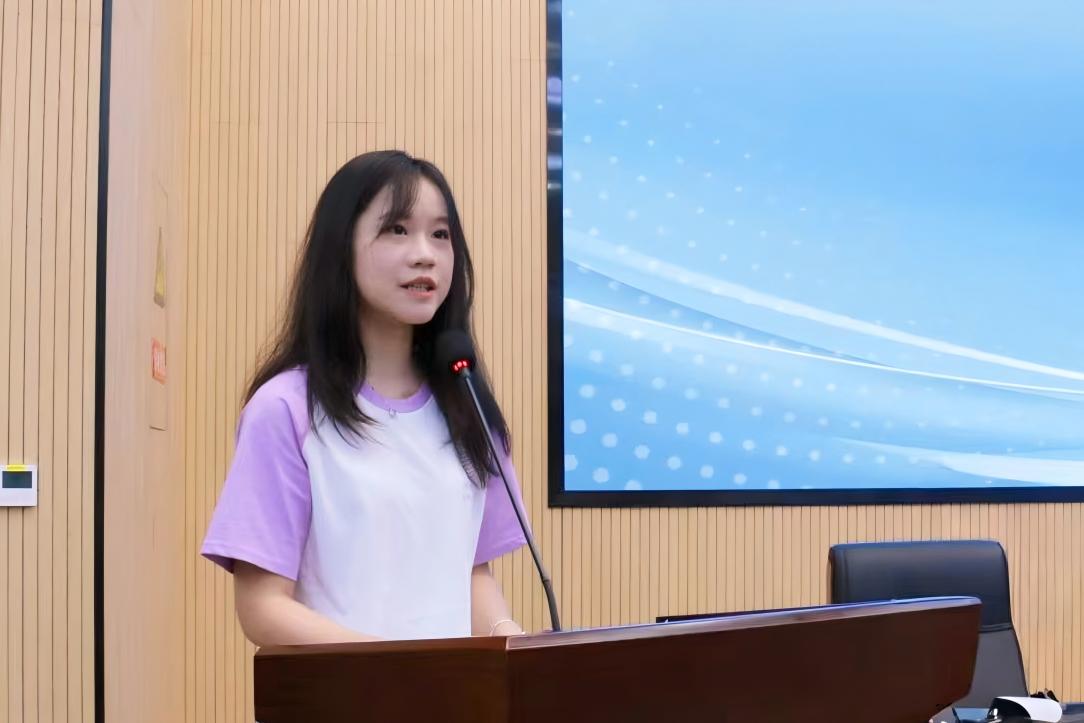 丁动(1).jpg 丁动(1).jpg