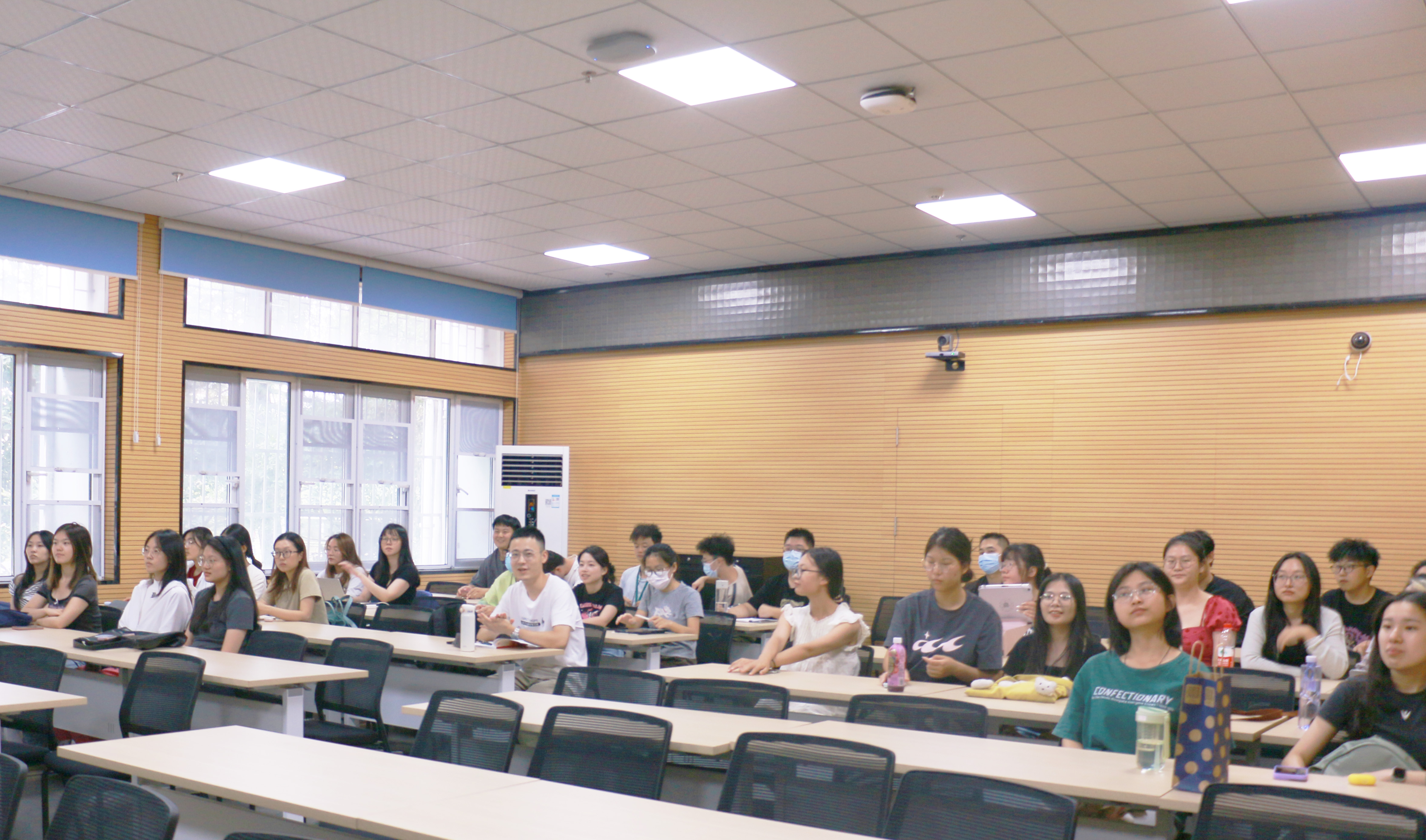 IMG_4036.jpg IMG_4036.jpg