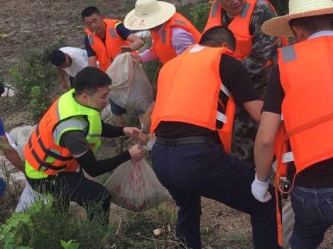 4d24d3ec5e04b061d3488ff1985ec7e