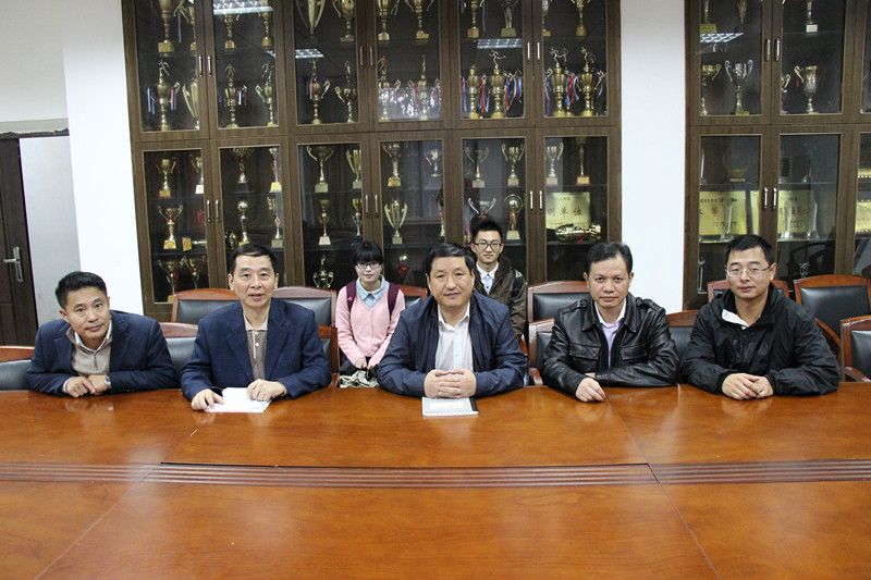 我院第二期“学术午餐会”顺利结束