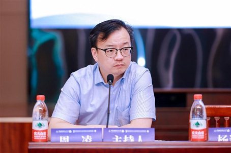 图片15 第三单元主持