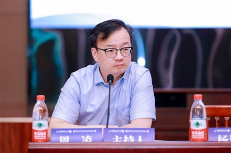 图片15 第三单元主持