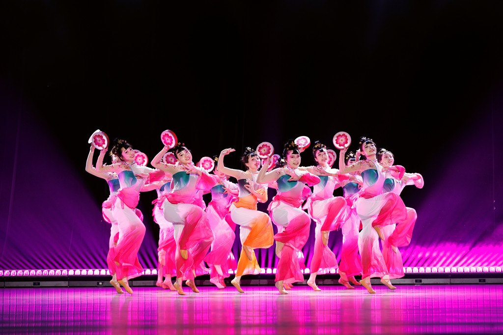 信息工程学院《绣影叠香》让岭南文脉在舞台“活”起来