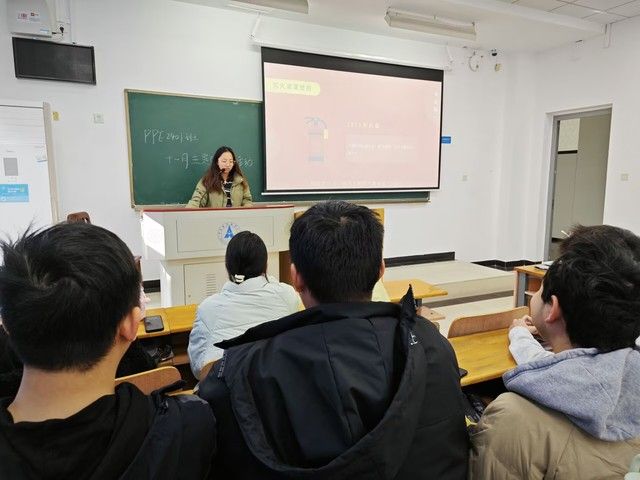 &nbsp; &nbsp; &nbsp; &nbsp;