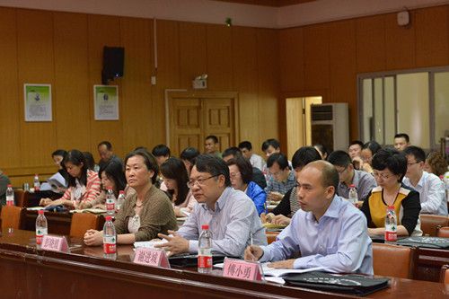 我校第一期科级干部培训班开班